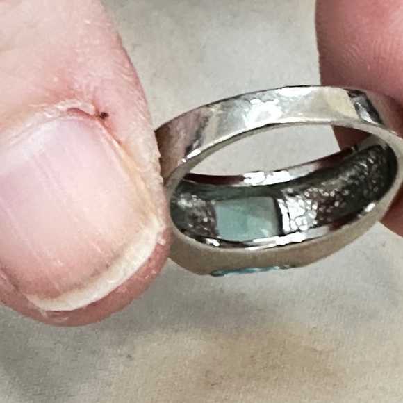 Silver Tone Ring w/Princess Cut Aqua Blue Stone. Vintage. - Picture 7 of 13
